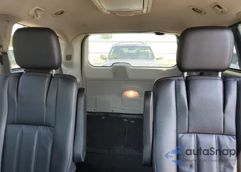 2014 Chrysler Town & Country Touring z USA, uszkodzony, nr VIN 2C4RC1BG3ER144203